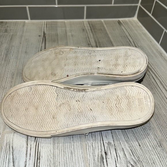 2/$15 Gap black leather sneaker size 8 - Picture 5 of 6